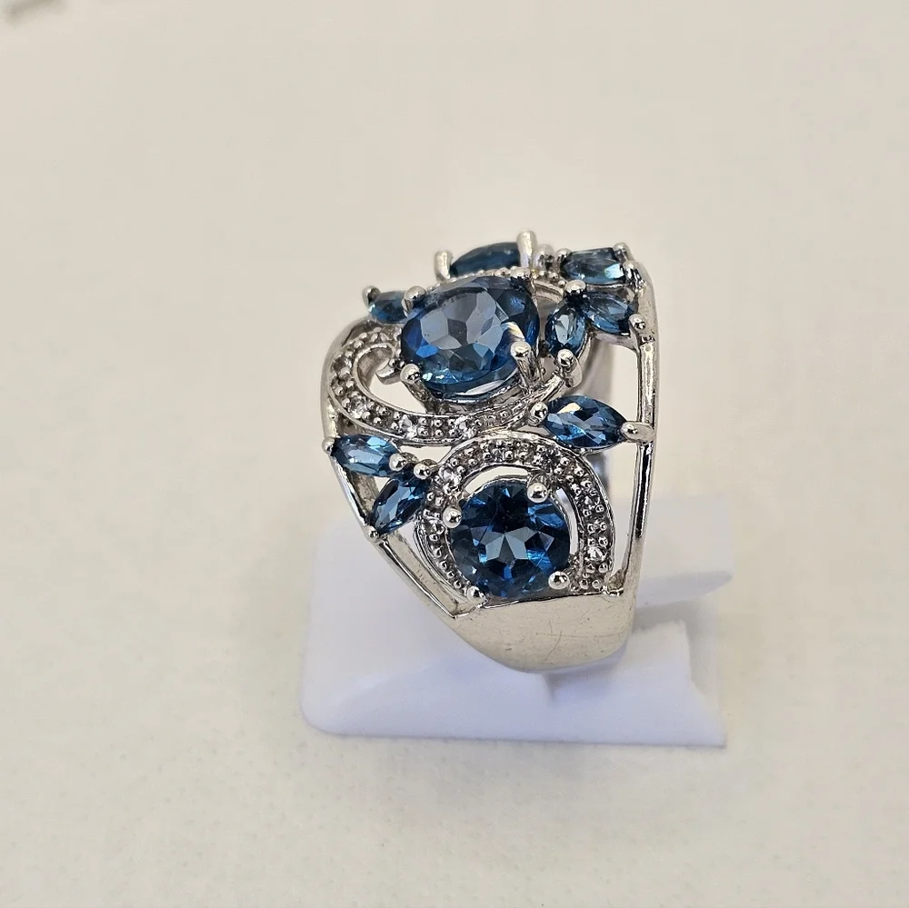 Natural London Blue Topaz Ring Rhodium Sterling Silver Size 7! New - Picture 6 of 12